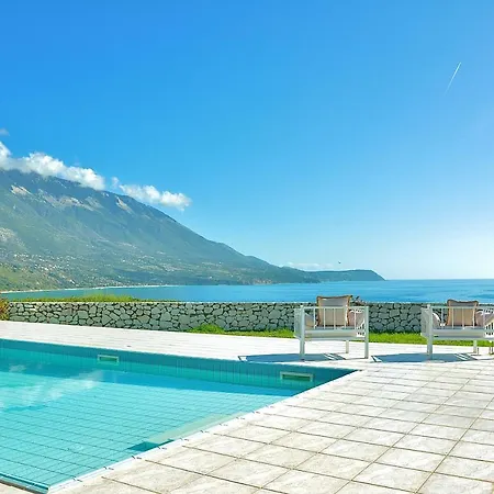 Seafront Kefaloniaprivatevillas * ترابيزاكي
